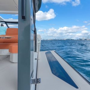 65f5fb0c-c581-491f-ae6e-2751c93502d5